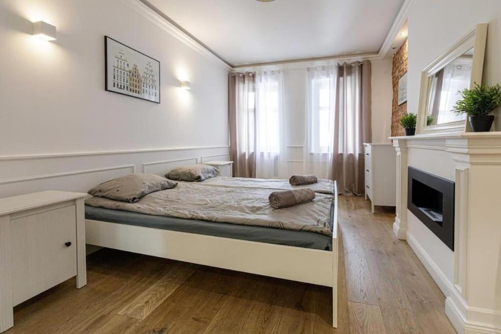 Central Wroclaw Apartment - City Center - Bright And Cozy - U11 Luaran gambar