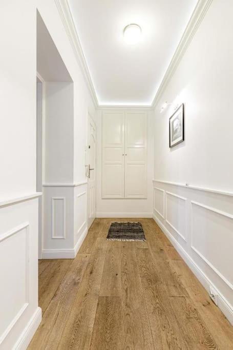 Central Wroclaw Apartment - City Center - Bright And Cozy - U11 Luaran gambar